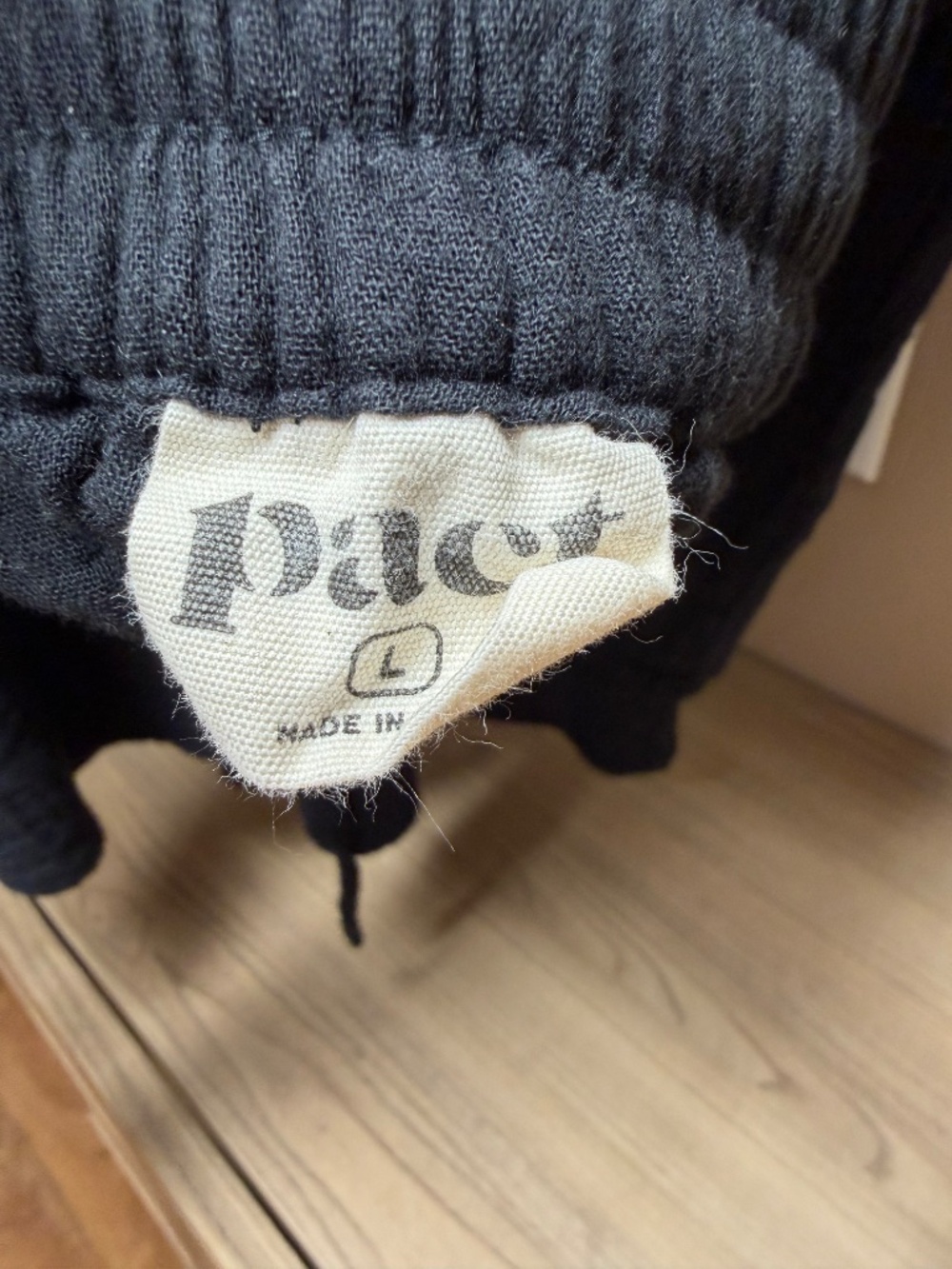 PACT Matching Linen Set - Picture 4 of 8